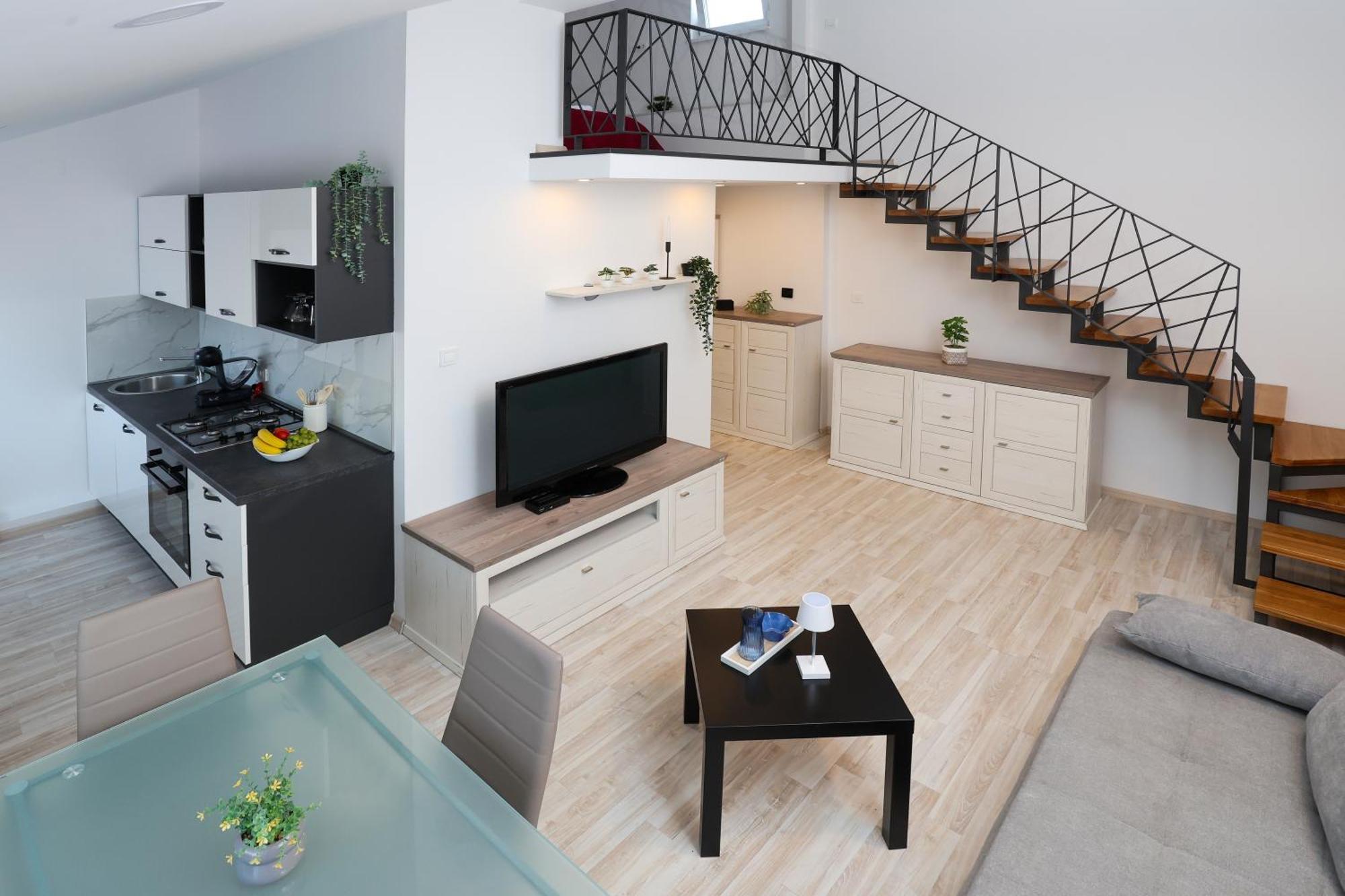 Mini - Down Town - Free Private Parking Apartment *