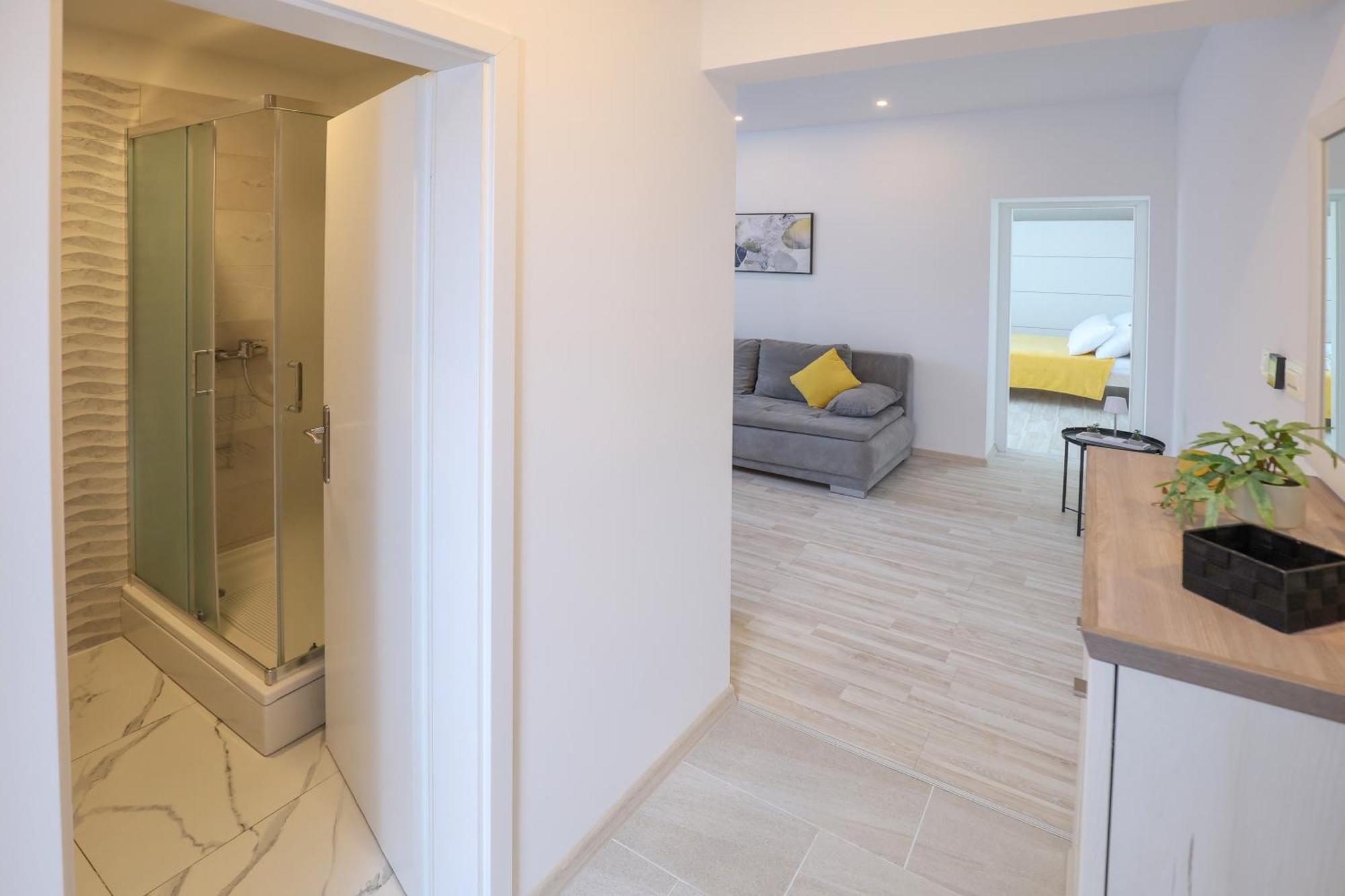 Apartment Mini - Down Town - Free Private Parking *
